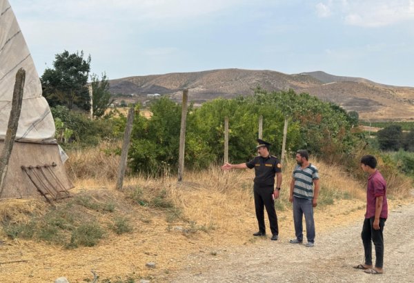 МЧС Азербайджана проводит разъяснительную работу по пожарной безопасности на освобождённых территориях (фОТО)