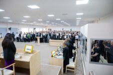 Лица, ставшие вынужденными переселенцами, получившие ранения или лишившиеся родственников в результате атак вооруженных сил Армении на Ханкенди, Лачин, Кяльбаджар, Агдере, Джебраил и Физули, дали показания в суде (ФОТО)