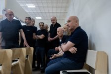 Лица, ставшие вынужденными переселенцами, получившие ранения или лишившиеся родственников в результате атак вооруженных сил Армении на Ханкенди, Лачин, Кяльбаджар, Агдере, Джебраил и Физули, дали показания в суде (ФОТО)