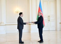 Президент Ильхам Алиев принял верительные грамоты новоназначенного посла Словакии в Азербайджане (ФОТО/ВИДЕО)