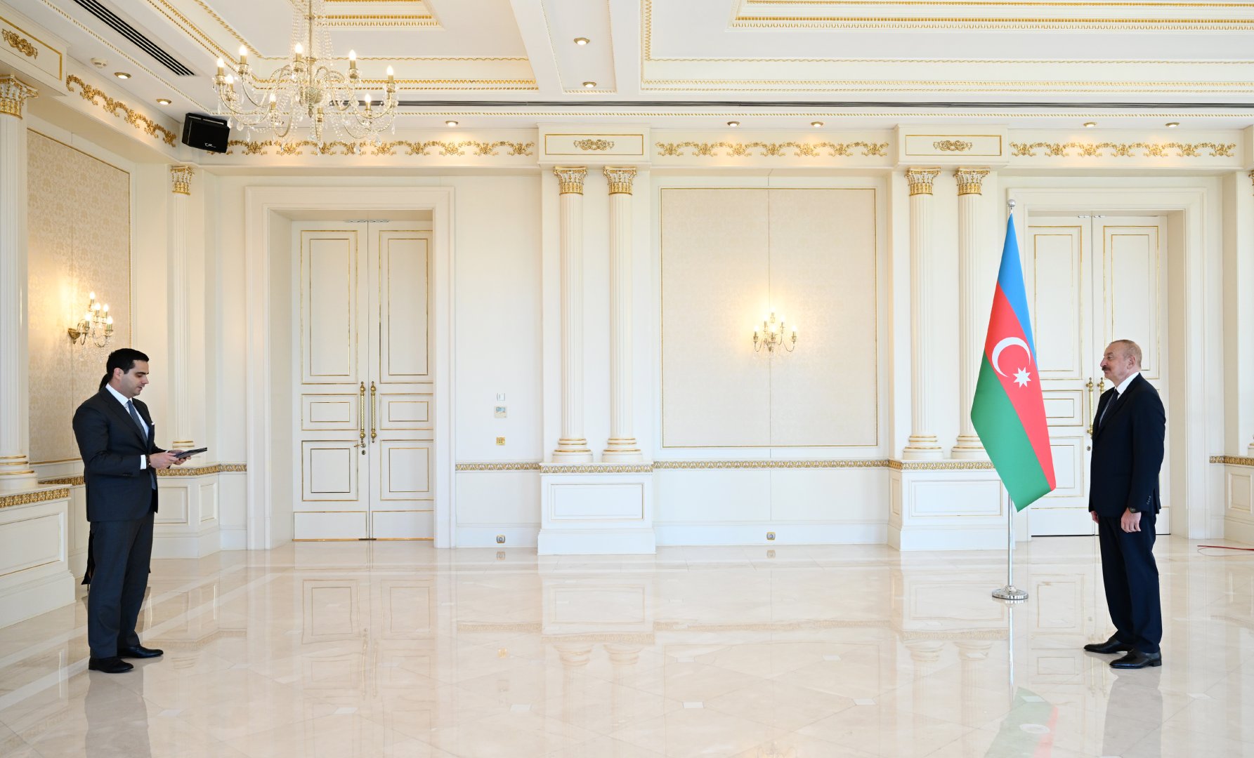 Президент Ильхам Алиев принял верительные грамоты новоназначенного посла Словакии в Азербайджане (ФОТО/ВИДЕО)