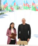 Президент Ильхам Алиев и Первая леди Мехрибан Алиева встретились с жителями города Кяльбаджар (ФОТО/ВИДЕО)