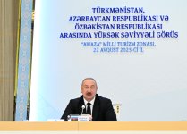 В Туркменбаши Президент Ильхам Алиев, Гурбангулы Бердымухамедов и Шавкат Мирзиёев выступили с совместными заявлениями для прессы (ФОТО)