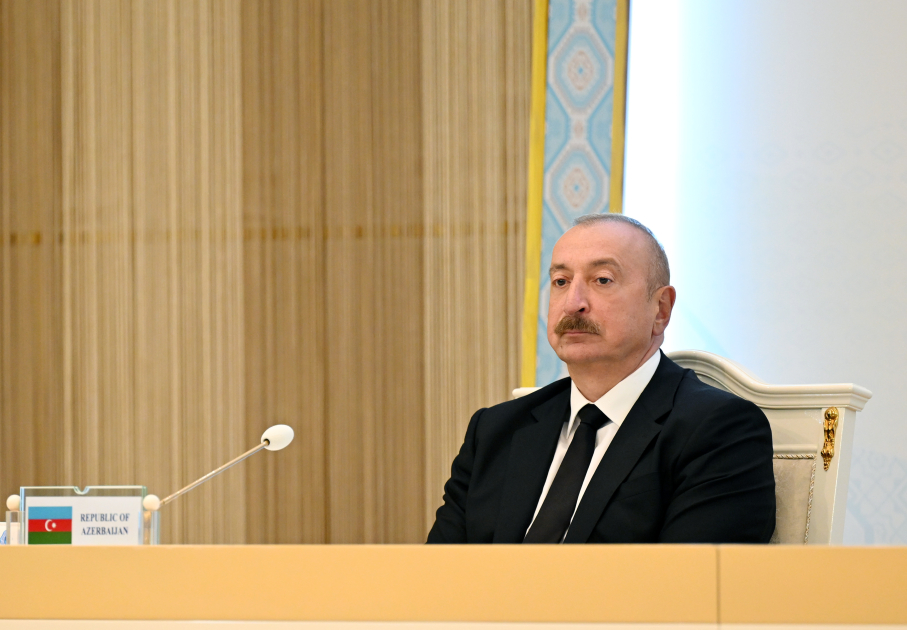 В Туркменбаши Президент Ильхам Алиев, Гурбангулы Бердымухамедов и Шавкат Мирзиёев выступили с совместными заявлениями для прессы (ФОТО)