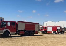 В тушении пожара в торговом центре в Баку задействовано около 30 единиц техники - МЧС (ФОТО/ВИДЕО) (Обновлено)