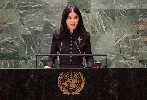 Саида Мирзиёева поздравила Первого вице-президента Мехрибан Алиеву