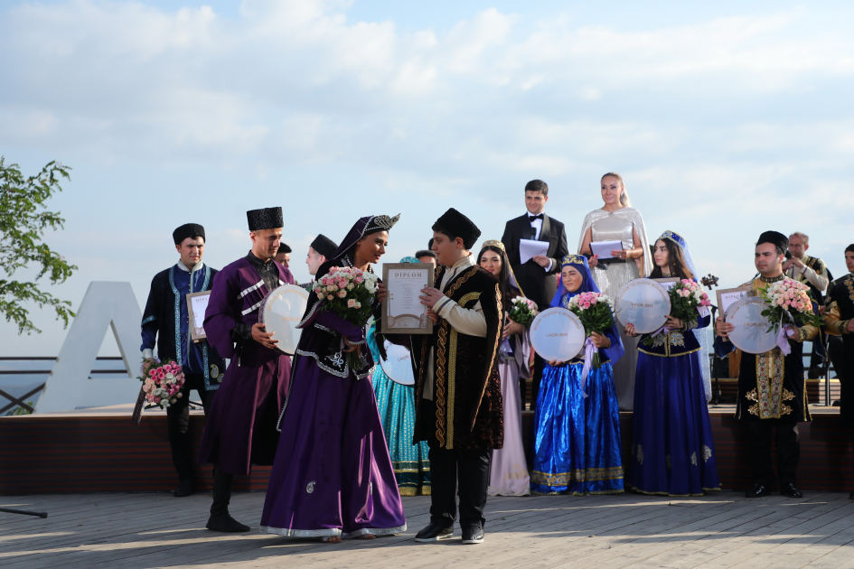 В городе Лачин завершился финальный этап IX Телевизионного конкурса «Мугам» (ФОТО)