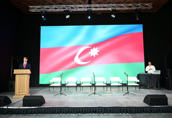 В Лачине проведена панельная дискуссия на тему «Молодежная волна в культурных и креативных индустриях» (ФОТО)