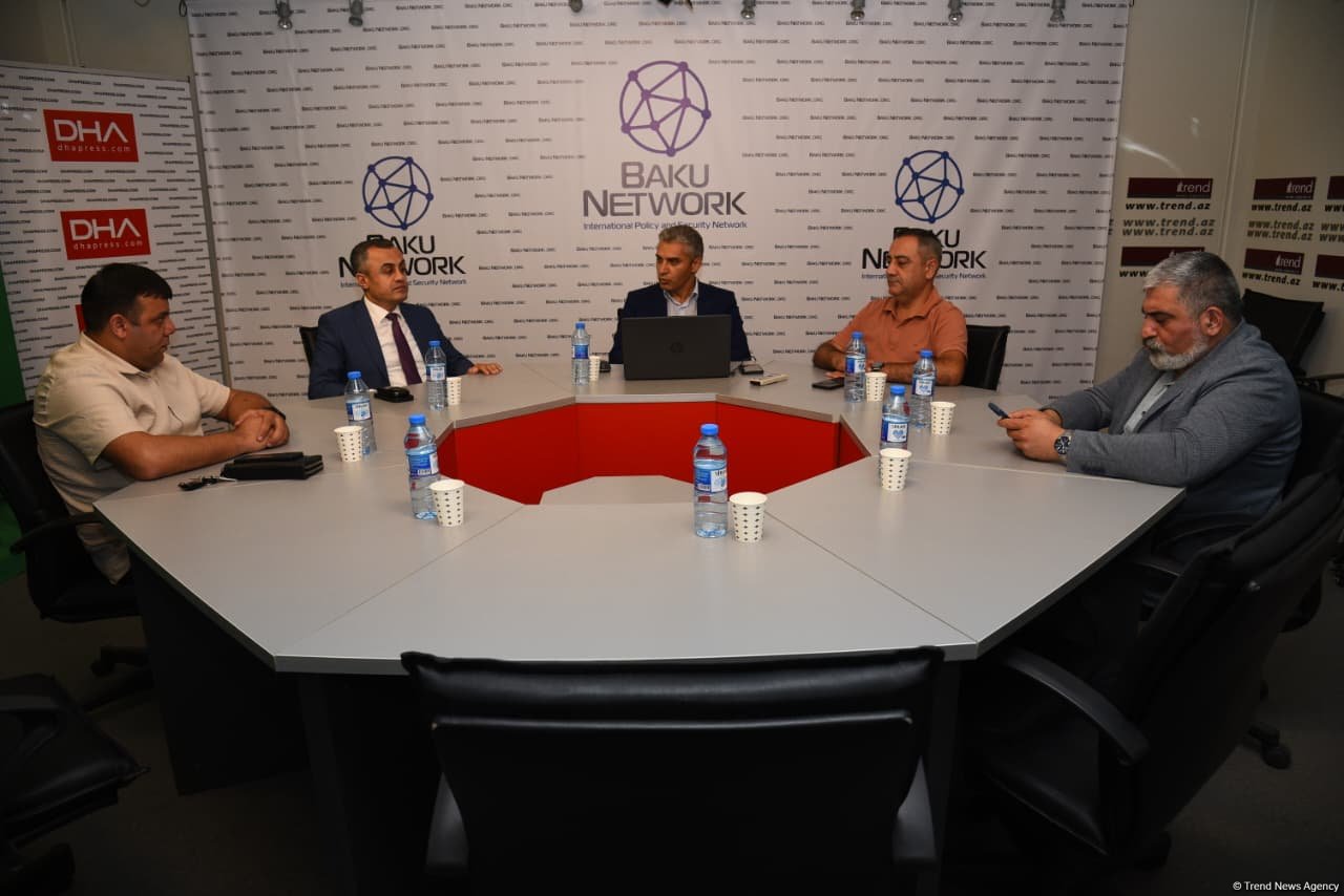 В Baku Network в рамках проекта "Анализ гибридных и идеологических угроз" прошло очередное мероприятие (ФОТО)
