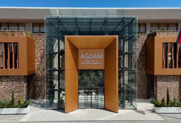 В Азербайджане запускаются регулярные пассажирские рейсы поездов Баку-Агдам