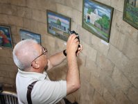 Художник из Германии представил работы, посвященные родному азербайджанскому селению Гала (ФОТО)