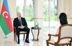 Президент Азербайджана Ильхам Алиев дал интервью телеканалу "Аль-Арабия" (ФОТО/ВИДЕО)