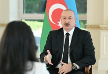 Президент Азербайджана Ильхам Алиев дал интервью телеканалу "Аль-Арабия" (ФОТО/ВИДЕО)