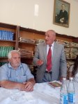 В регионах Азербайджана организованы литературные встречи в честь 90-летия со дня рождения Алибалы Гаджизаде (ФОТО)