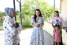 Вице-президент Фонда Гейдара Алиева Лейла Алиева приняла участие в открытии яслей-детских садов, построенных в Шамахы (ОБНОВЛЕНО) (ФОТО)