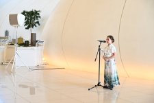 Вице-президент Фонда Гейдара Алиева Лейла Алиева и Арзу Алиева вручили сертификаты участникам курсов китайского языка (ФОТО)