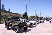 «Лошадиная сила»: в Баку состоялся заезд классических автомобилей и матч по човгану (ФОТО)