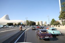 «Лошадиная сила»: в Баку состоялся заезд классических автомобилей и матч по човгану (ФОТО)