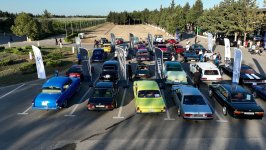 «Лошадиная сила»: в Баку состоялся заезд классических автомобилей и матч по човгану (ФОТО)