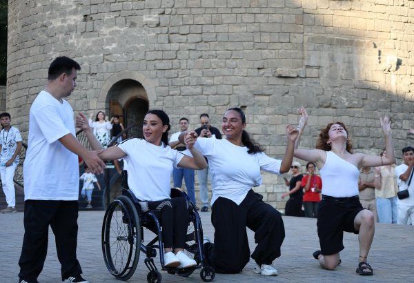 Это больше, чем танец – в Ичеришехер представлен эмоциональный проект (ФОТО)