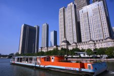 Первая леди Мехрибан Алиева совершила прогулку на лодке вместе с супругами глав государств и правительств, участвующих во встрече в формате «ШОС плюс» (ФОТО)