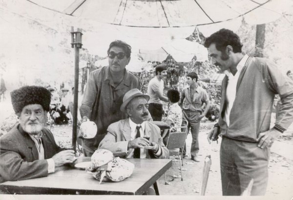 Как азербайджанский садовод вырастил бессемянные яблоки счастья – 50 лет истории (ФОТО)