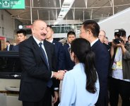 Президент Ильхам Алиев и Первая леди Мехрибан Алиева прибыли на поезде из китайского города Тяньцзинь в Пекин (ФОТО/ВИДЕО)