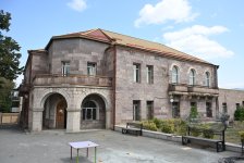 В Ханкенди начался снос здания «МИД» самопровозглашенного режима (ФОТО)