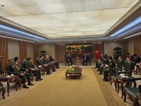 Министр обороны Азербайджана встретился с премьер-министром и военным руководством Вьетнама (ФОТО)