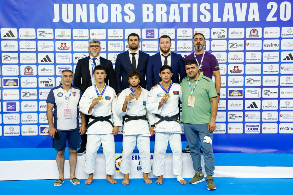 Сборная Азербайджана по дзюдо заняла первое место на чемпионате Европы (ФОТО)