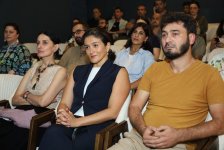 История Нины, вернувшейся из России в Азербайджан, спустя более 30 лет (ФОТО)