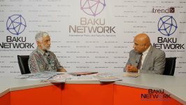 Азербайджанцы должны доносить правду о своей стране и истории - Ашраф Гейбатов в передаче "Диалог с Тофиком Аббасовым" (ФОТО/ВИДЕО)