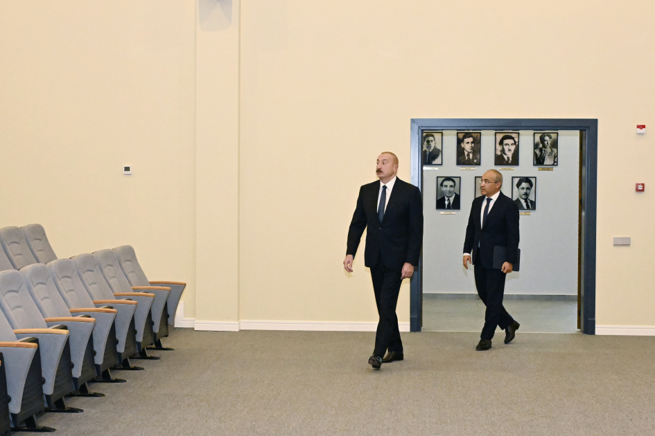 Президент Ильхам Алиев принял участие в открытии Дома творчества имени Самеда Вургуна Союза писателей Азербайджана (ФОТО/ВИДЕО)