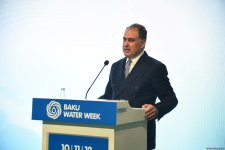В Баку стартовал второй день II Международной выставки и конференции по водному хозяйству (ФОТО)