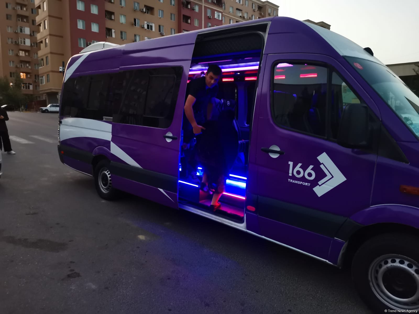 В села Мамедбейли Зангиланского района и Хыдырлы Агдамского района возвращается очередная группа бывших вынужденных переселенцев