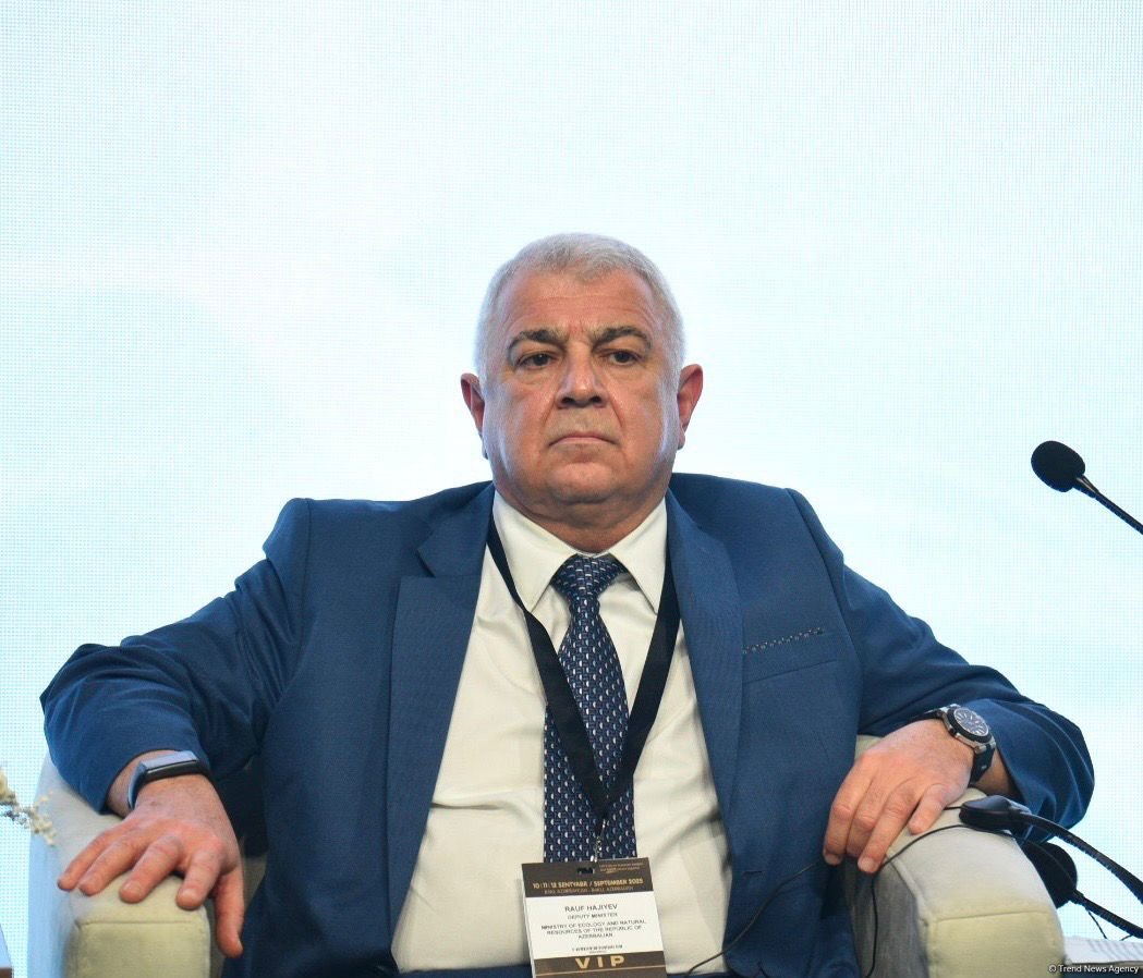 В Баку стартовал второй день II Международной выставки и конференции по водному хозяйству (ФОТО)