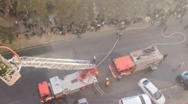 В Хырдалане произошел пожар в жилом здании (ФОТО/ВИДЕО)