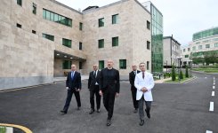 Президент Ильхам Алиев принял участие в открытии здания Клиники Карабахского университета, учебного корпуса факультета медицинских наук и наук о здоровье (ФОТО)