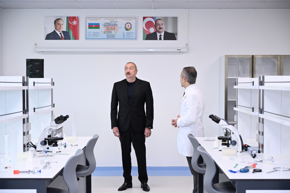 Президент Ильхам Алиев принял участие в открытии здания Клиники Карабахского университета, учебного корпуса факультета медицинских наук и наук о здоровье (ФОТО)