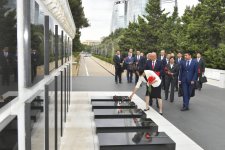 Китайская делегация посетила могилу великого лидера и Аллею шехидов (ФОТО)