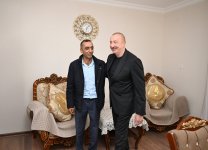Президент Ильхам Алиев посетил село Дашбулаг Ходжалинского района (ФОТО)