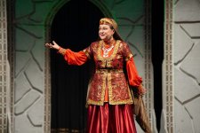 Под открытым небом Баку состоялось красочное открытие нового театрального сезона (ФОТО)