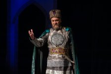 Под открытым небом Баку состоялось красочное открытие нового театрального сезона (ФОТО)