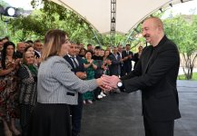 Президент Ильхам Алиев встретился с жителями сел Бадара, Дашбулаг, Сейидбейли и Шушакенд Ходжалинского района (ФОТО)