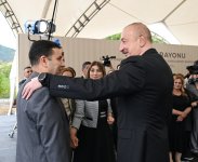 Президент Ильхам Алиев встретился с жителями сел Бадара, Дашбулаг, Сейидбейли и Шушакенд Ходжалинского района (ФОТО)