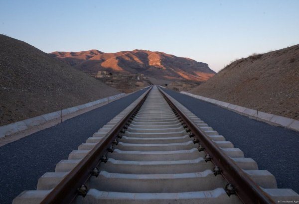 Завершено 70% строительно-монтажных работ на ж/д линии Горадиз-Агбенд (Эксклюзив)