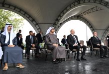 Президент Ильхам Алиев и Президент Шейх Мухаммед бен Заид Аль Нахайян посмотрели шоу карабахских скакунов на Джыдыр дюзю (ФОТО)