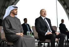Президент Ильхам Алиев и Президент Шейх Мухаммед бен Заид Аль Нахайян посмотрели шоу карабахских скакунов на Джыдыр дюзю (ФОТО)