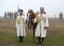 Президент Ильхам Алиев и Президент Шейх Мухаммед бен Заид Аль Нахайян посмотрели шоу карабахских скакунов на Джыдыр дюзю (ФОТО)