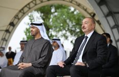 Президент Ильхам Алиев и Президент Шейх Мухаммед бен Заид Аль Нахайян посмотрели шоу карабахских скакунов на Джыдыр дюзю (ФОТО)